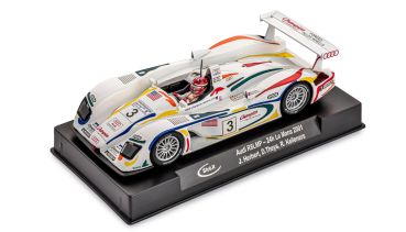 SICA33D Slot.It 1:32 Fahrzeug Audi R8 LMP Le Mans 2001 No.3