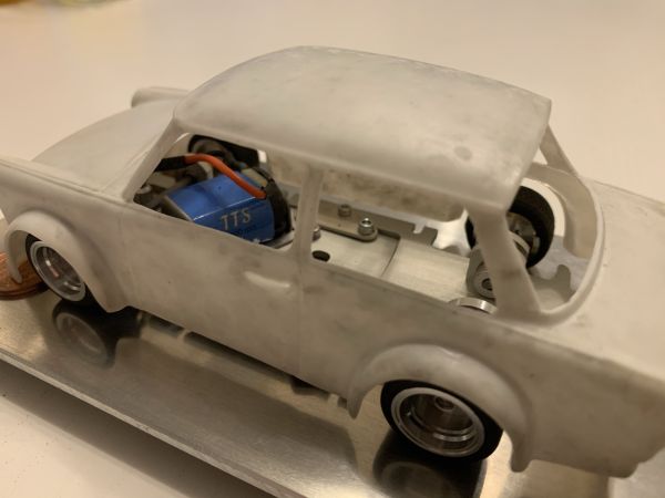 TTR1059 FWD Fahrwerk 1:24 TTS inkl.Karosserieträger f.Slotcars TTS A112 m.Frontantrieb für Zwerge (Autobianchi, Mini, Trabant)
